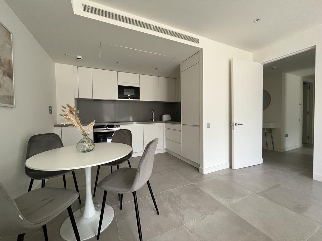 Image of Apartment - 2 Bedrooms - 2 Bathrooms for Rental in EuroCity-Gibraltar, Image 6